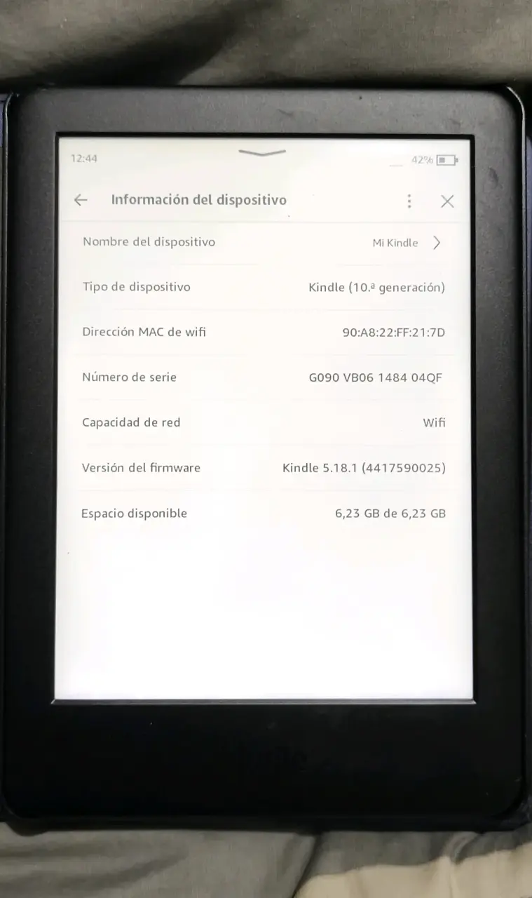 Kindle 10ª generación con funda morada - 1