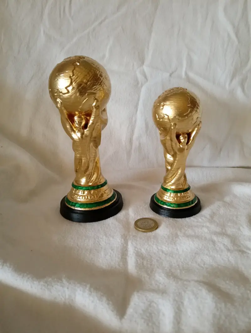 Réplicas de trofeos de la Copa Mundial FIFA
