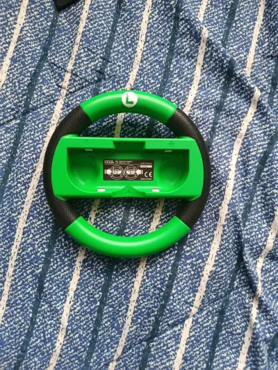 Volante para Nintendo Switch verde y negro - miniatura 1