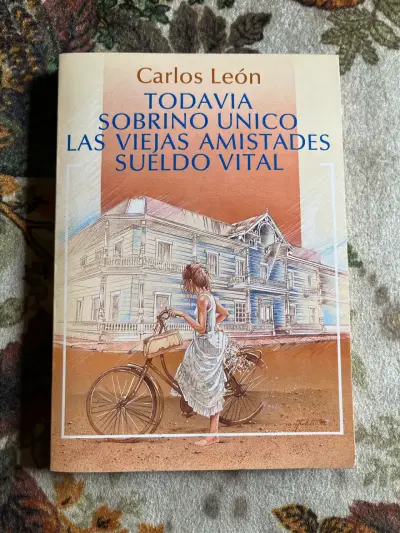 Libro 'Todavía Sobrino Único' de Carlos León - miniatura 1