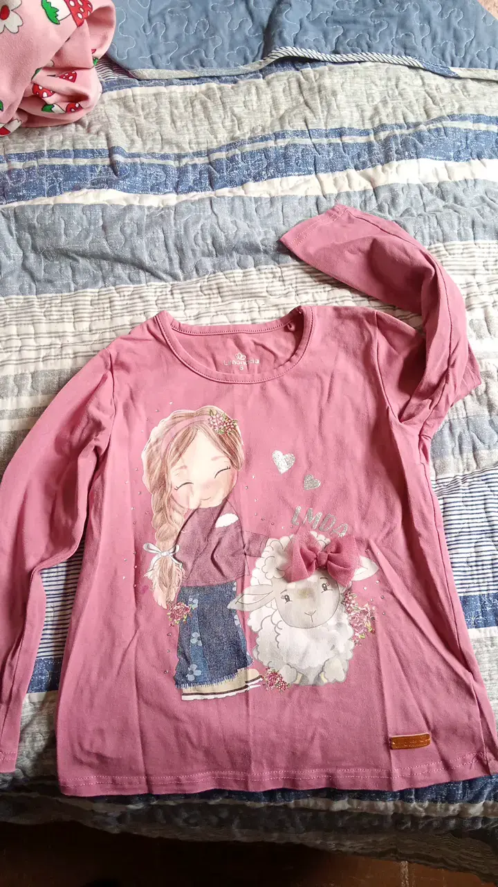 Polera manga larga rosa con diseño infantil - 2