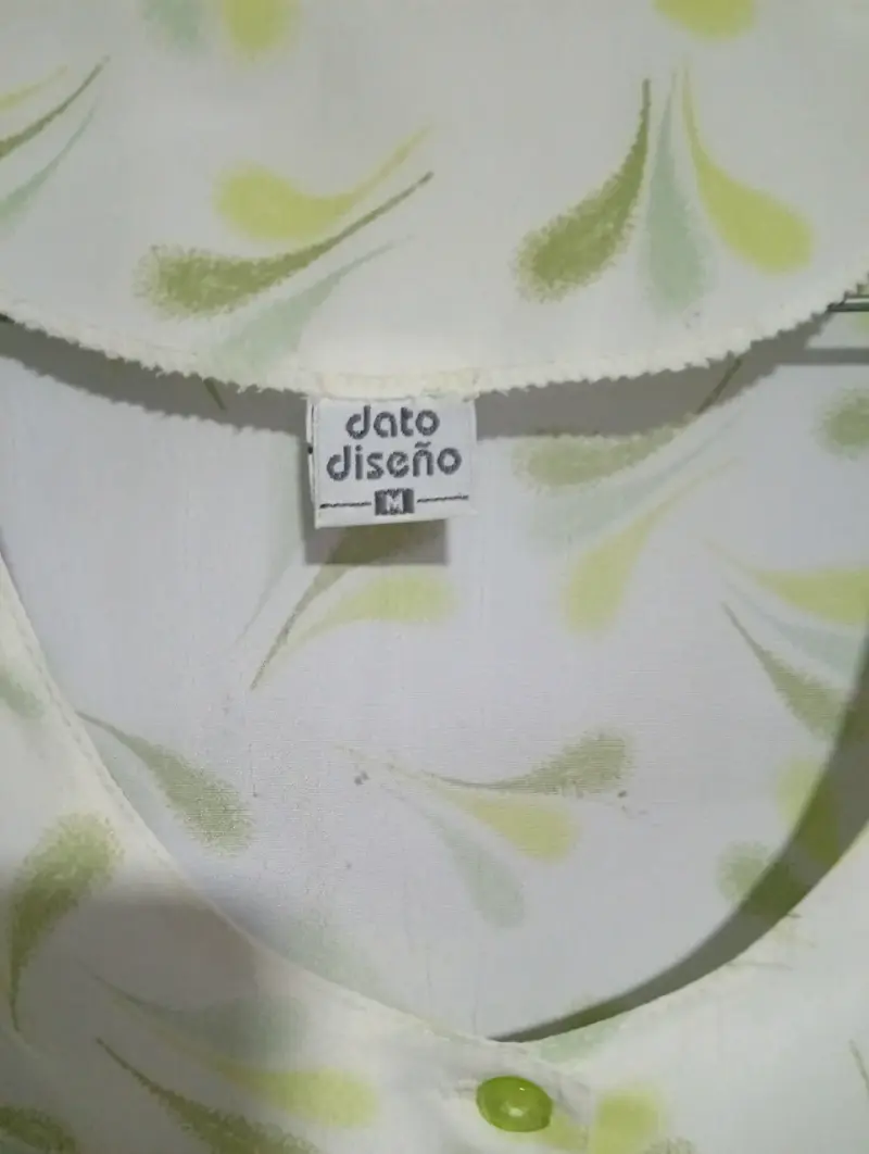 Blusa estampada verde claro Dato Diseño - 1