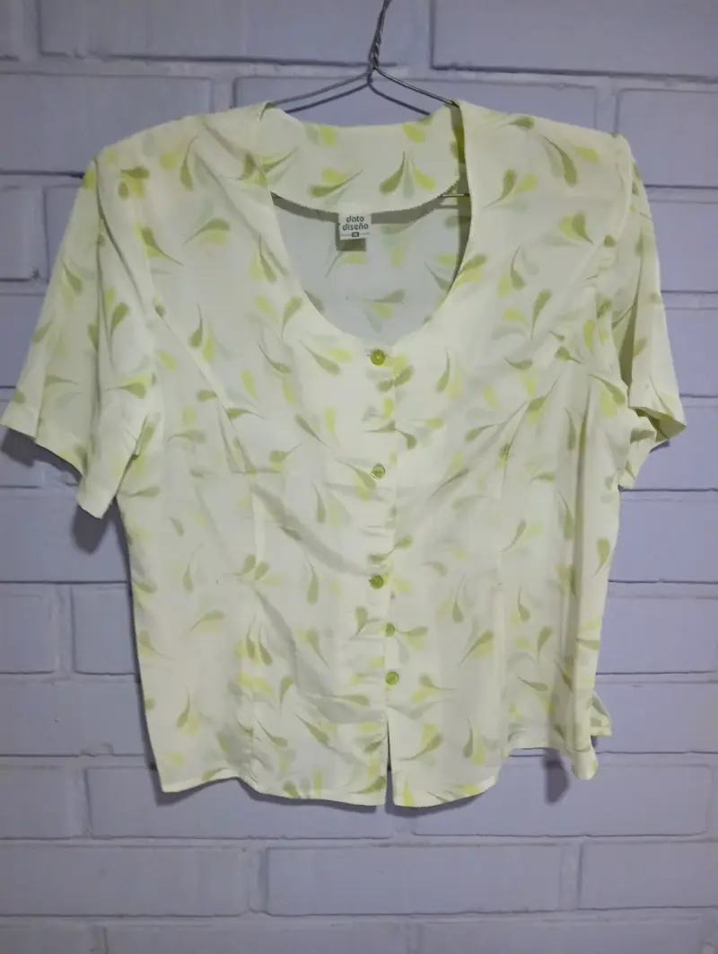 Blusa estampada verde claro Dato Diseño - 2