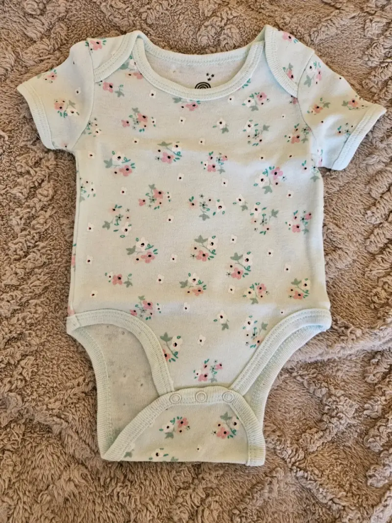 Pack de 7 bodies de bebé con estampados florales - 2