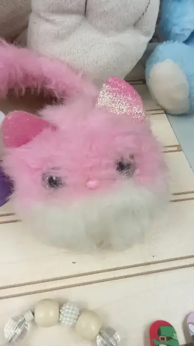 Peluches y juguetes variados para niños - miniatura 3