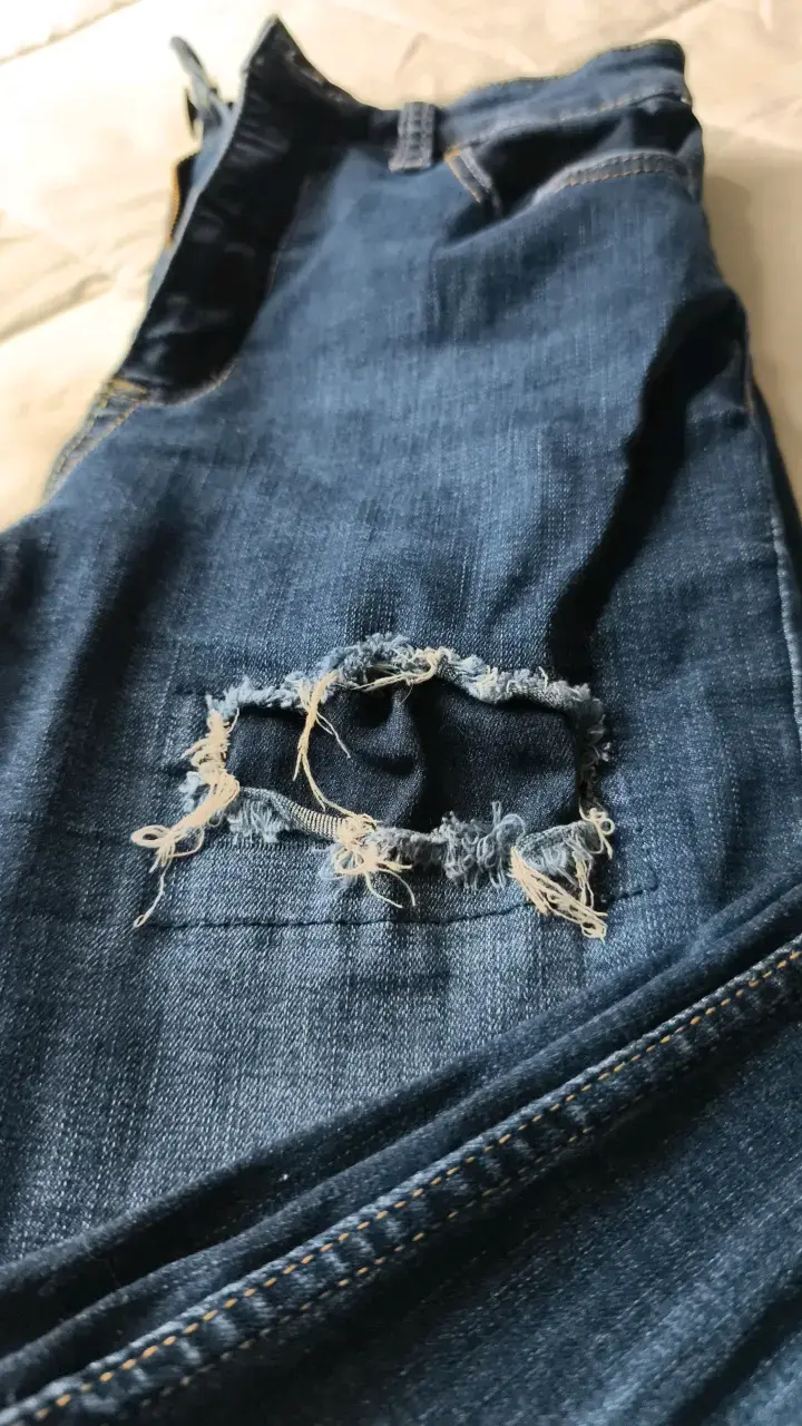 Jeans desgastados Cecilia Bolocco para mujer - 2