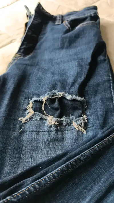 Jeans desgastados Cecilia Bolocco para mujer - miniatura 2