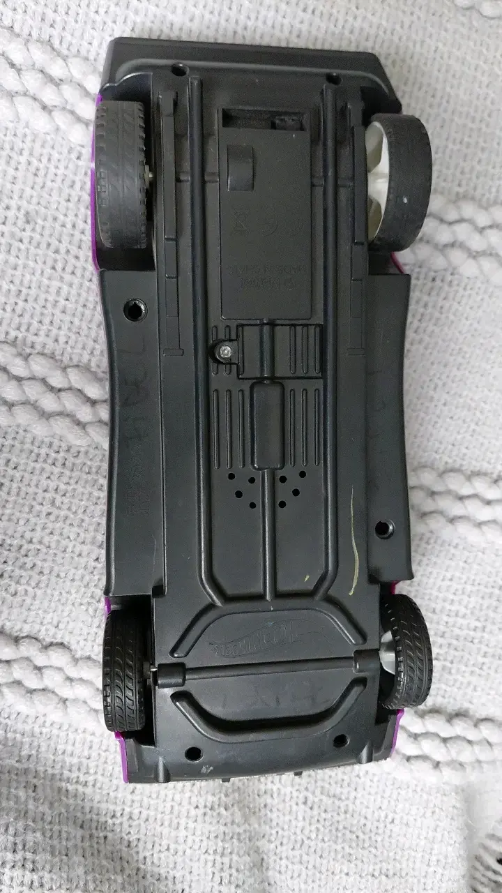 Auto de juguete Hot Wheels Track Pack morado - 3