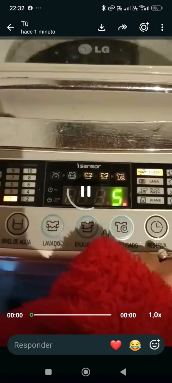 Lavadora LG con múltiples programas de lavado