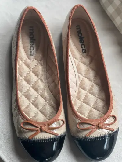 Bailarinas Moleca beige con punta negra - miniatura 2