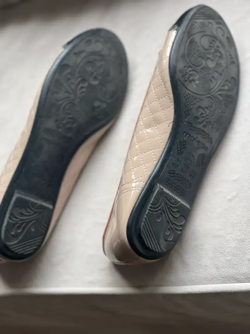 Bailarinas Moleca beige con punta negra - 3
