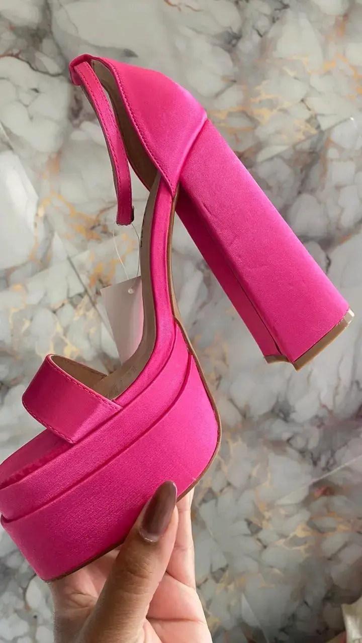 Tacones altos fucsia elegantes - 3
