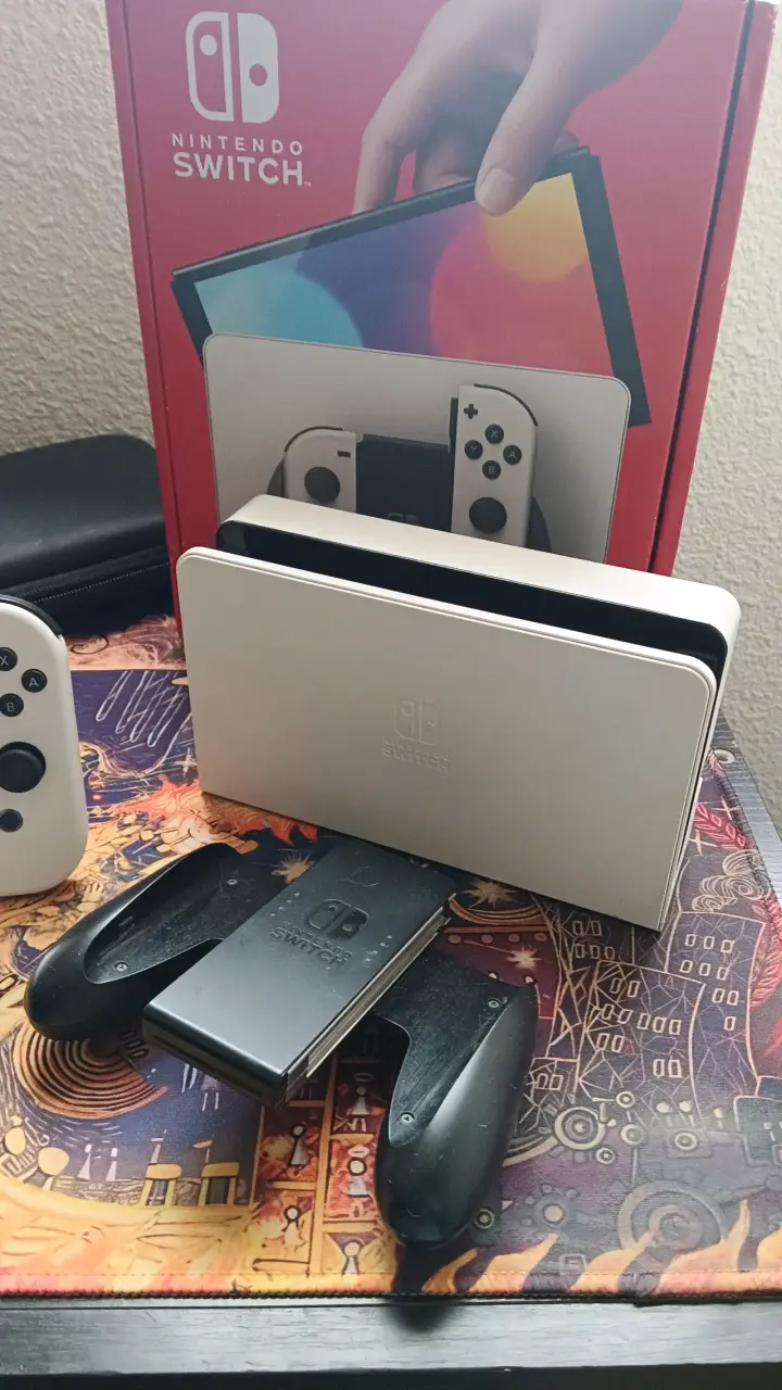 Consola Nintendo Switch OLED con Magia - 5