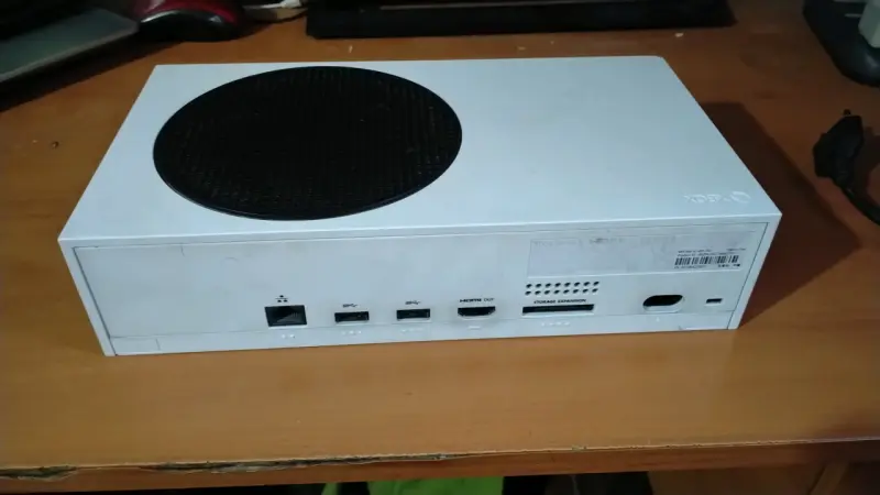 Consola Xbox Series S en buen estado - 4