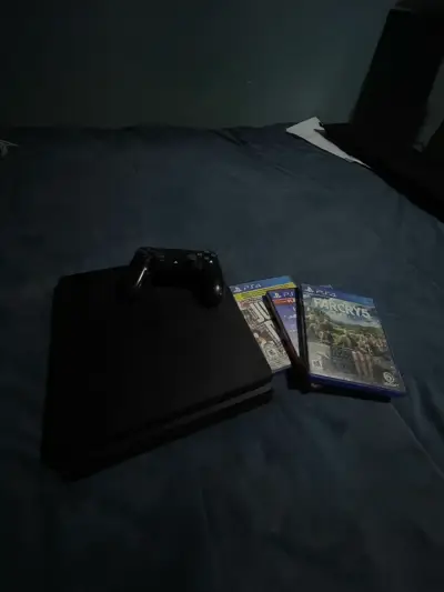 PS4 SLIM 1TB +  juegos + mando - miniatura 3