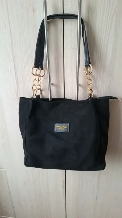 Bolso negro Marco Polo con detalles dorados - miniatura 3