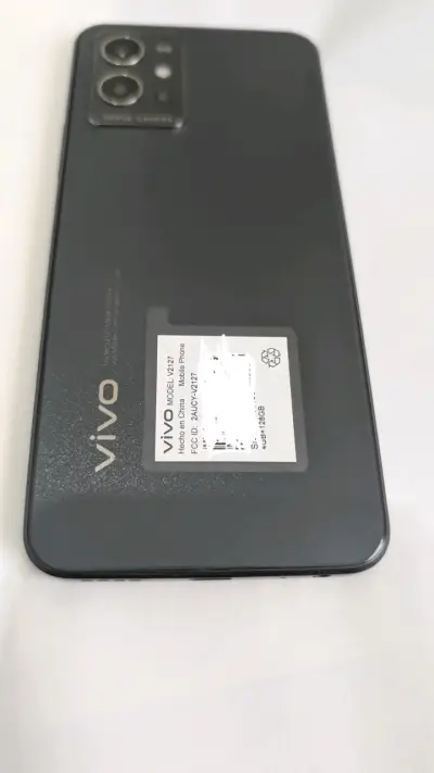 Smartphone Vivo V21 5G con triple cámara - miniatura 2