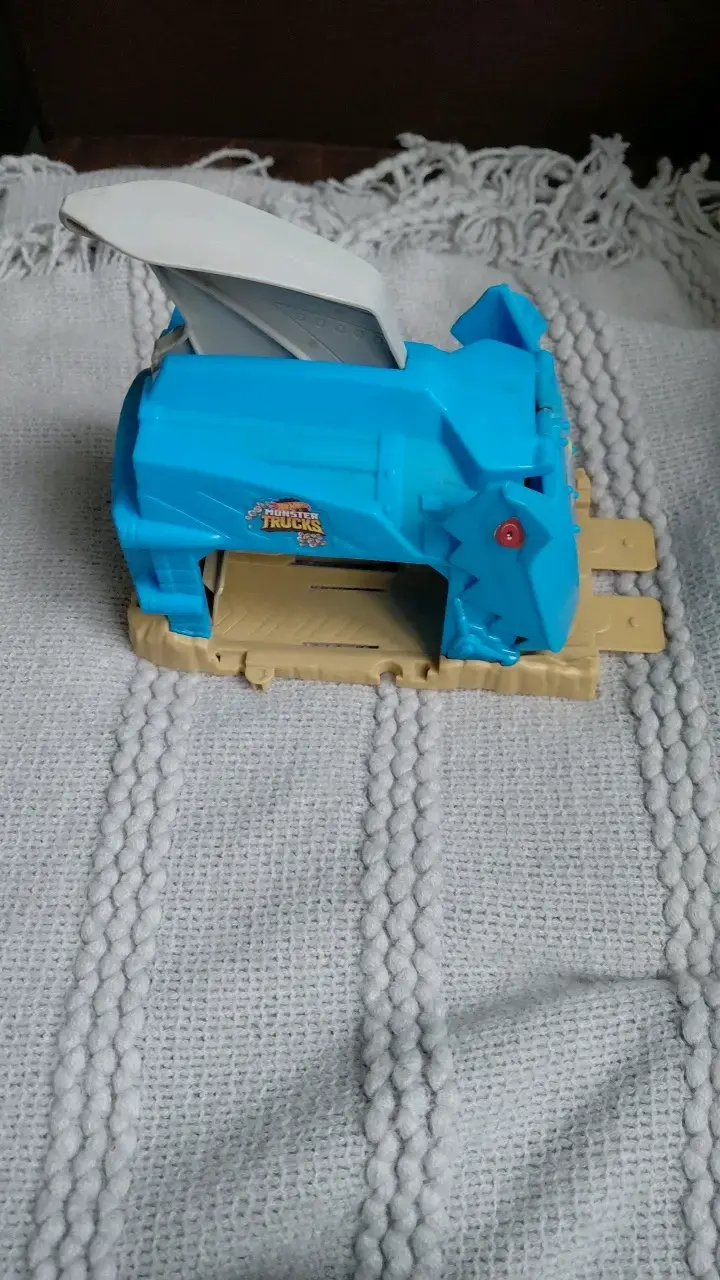 Lanzador de Juguetes Monster Trucks Azul - 1