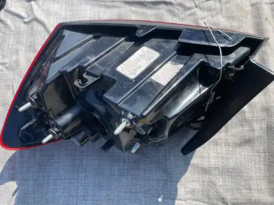 Foco trasero izquierdo para kia cerato - miniatura 6