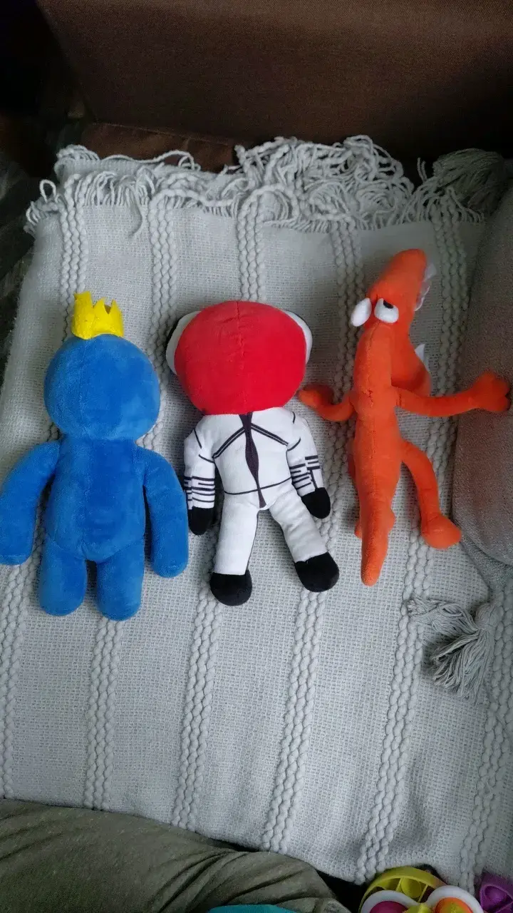Set de Peluches de Personajes Animados - 5