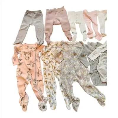 Lote ropa para bebé niña  6 a 9 meses - miniatura 2