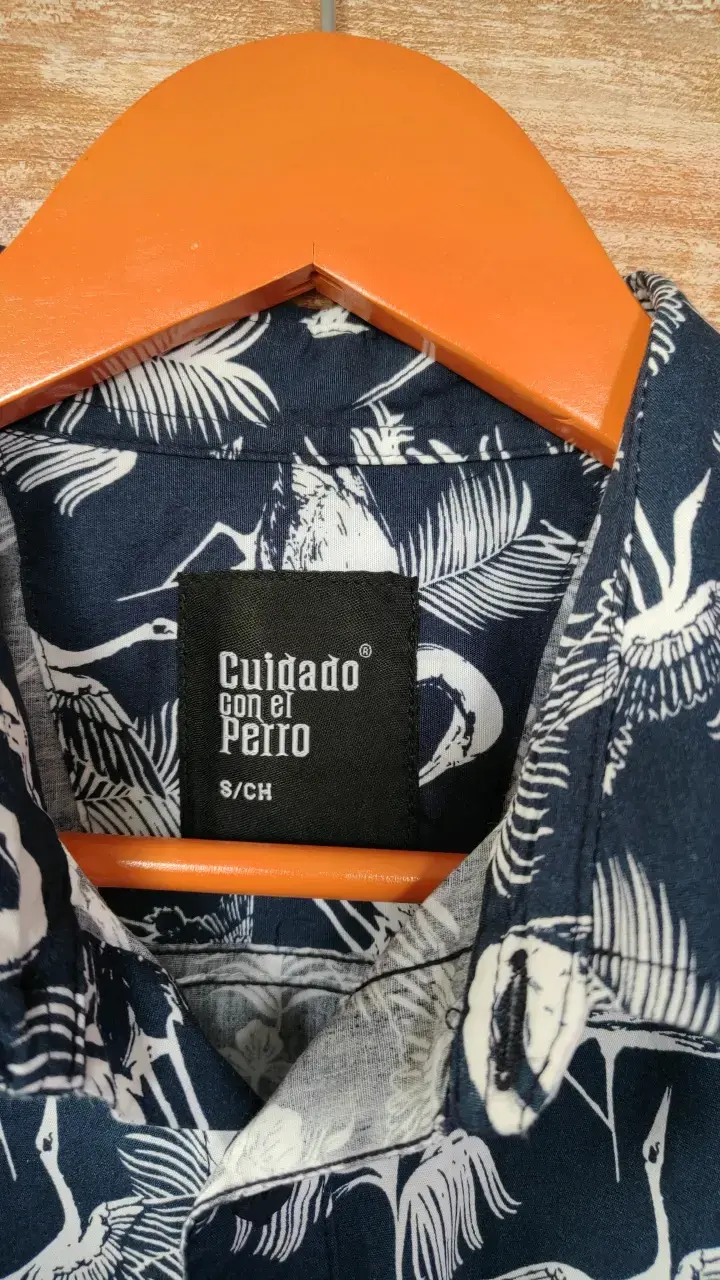 Camisa estampada de flamencos Cuidado con el Perro - 2