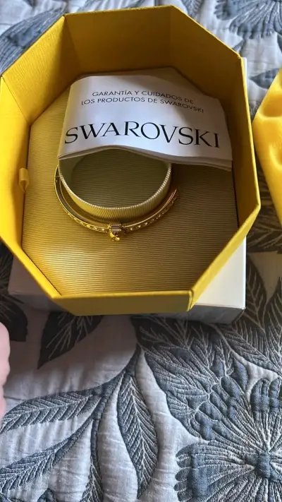 Brazalete Swarovski dorado con cristales - miniatura 2