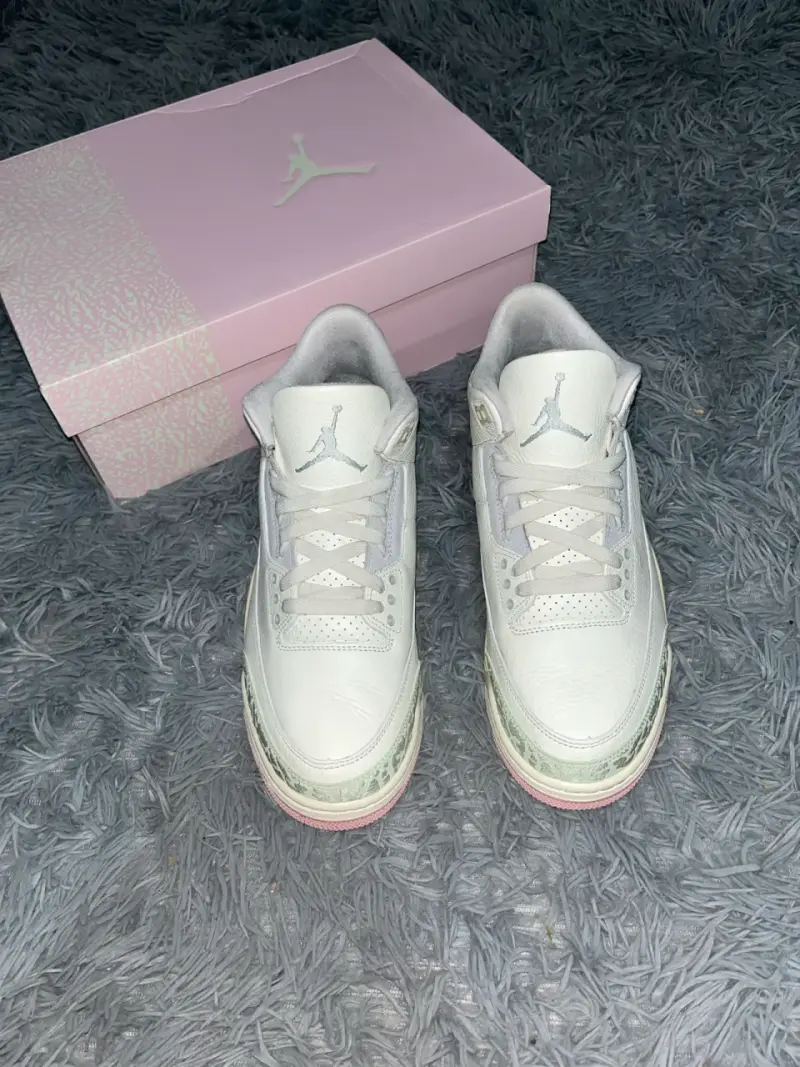 Jordan Retro 3 Sail and Jade Aura - 3