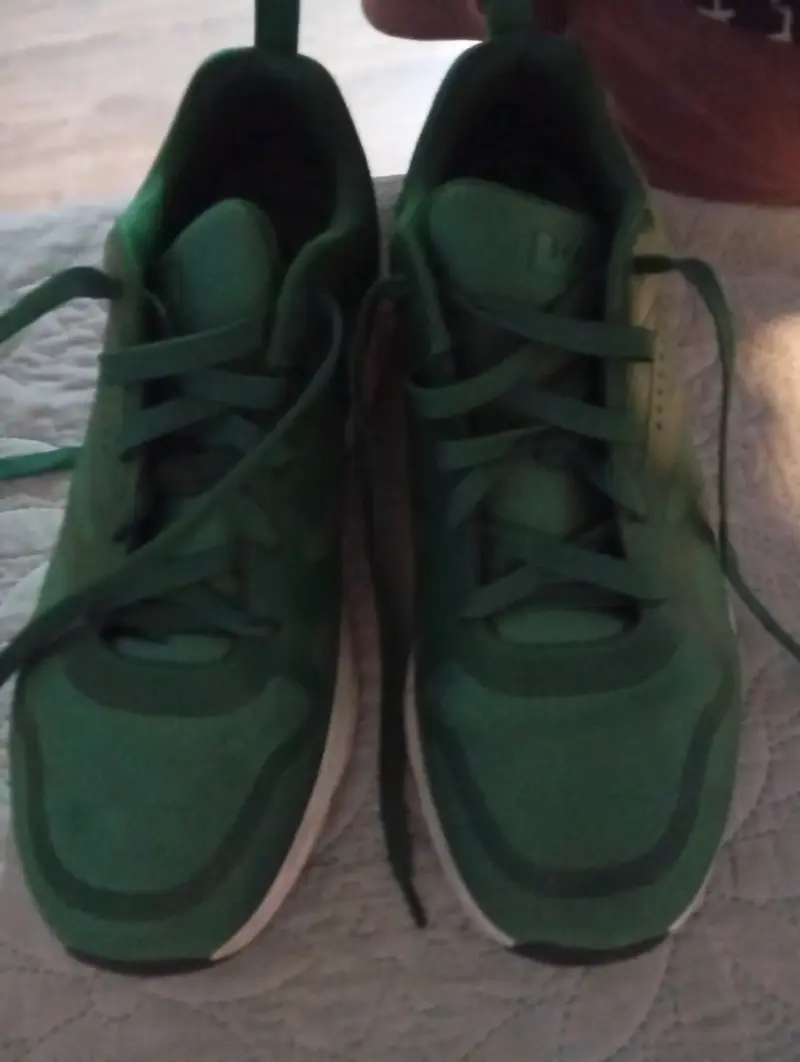 Zapatillas deportivas verdes Skechers para hombre