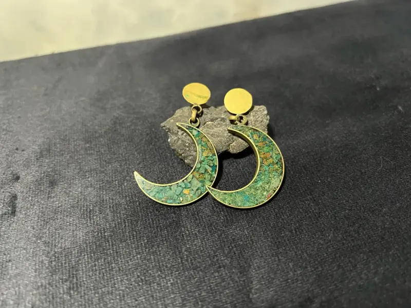 Aros de media luna con crisacola