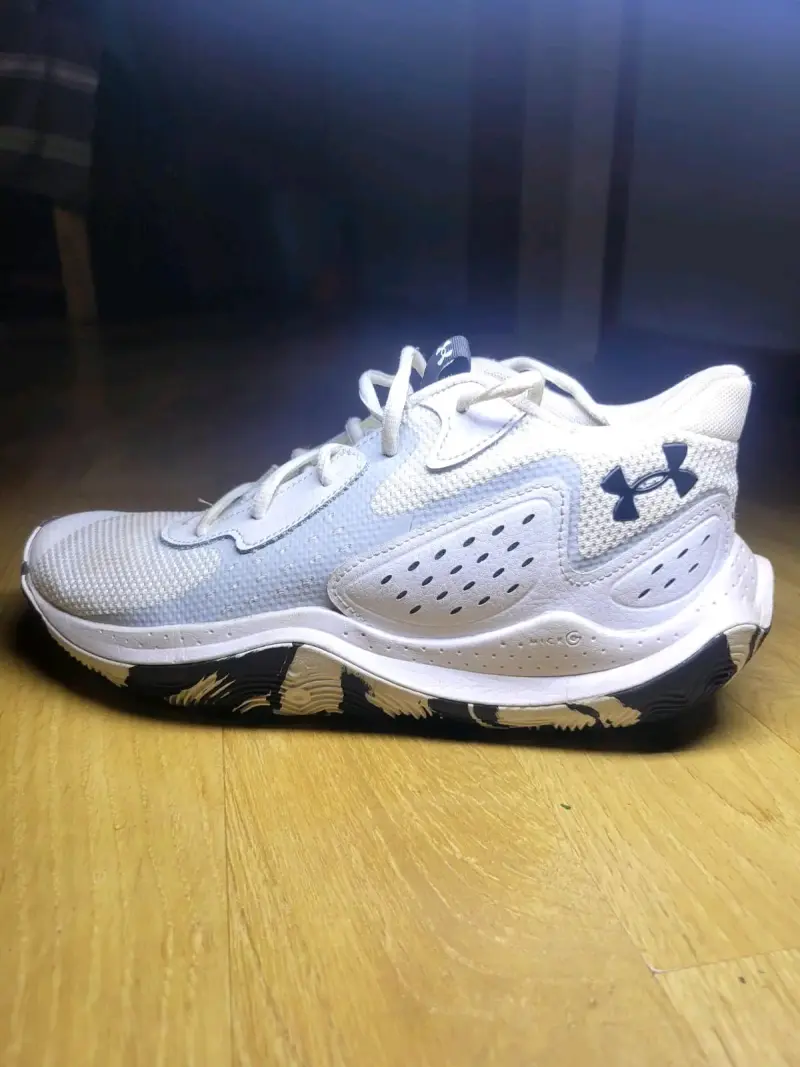 Vendo zapatillas NRO EUR 42 - 1