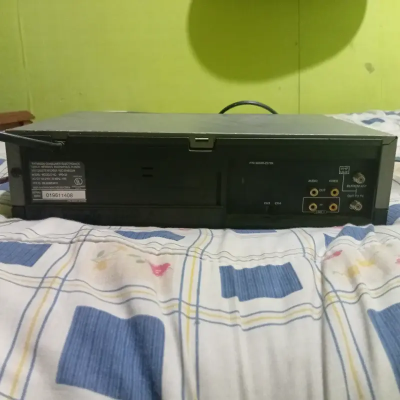 Reproductor VHS RCA con 4 cabezales - 3