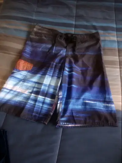 Shorts deportivos azul marino Macron - miniatura 2