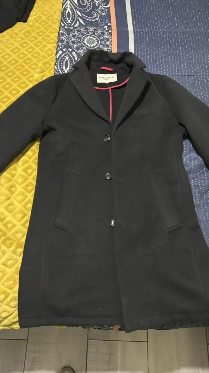 Abrigo negro Guy Laroche para hombre - 1