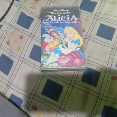VHS Disney Alicia en el País de las Maravillas - miniatura 1
