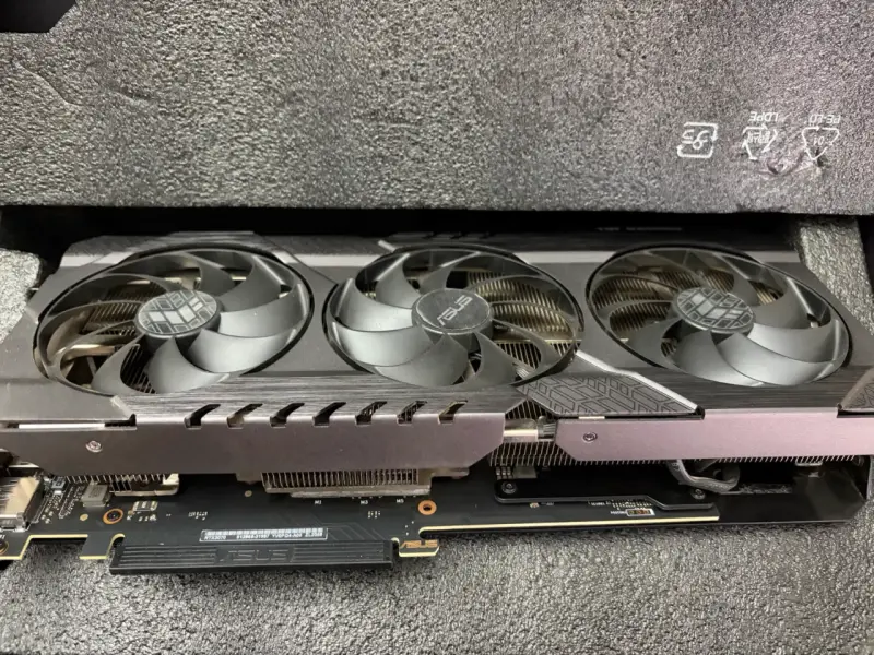Tarjeta Gráfica ASUS TUF Gaming GeForce RTX 3070 - 4