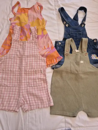 LOTE DE ROPA NIÑA TALLA 3 Y 4 - miniatura 3