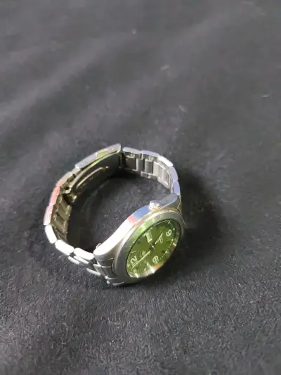 Reloj automático Seiko 5 verde metálico - miniatura 4