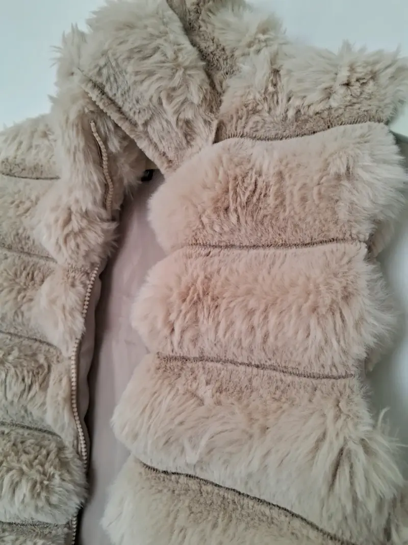 Chaleco de piel sintética beige para mujer - 2