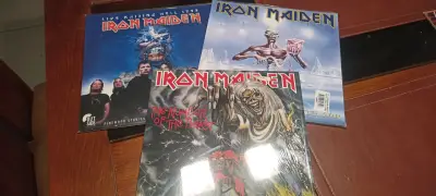 Vinilos de Iron Maiden abiertos pero nuevos nuevos - miniatura 1