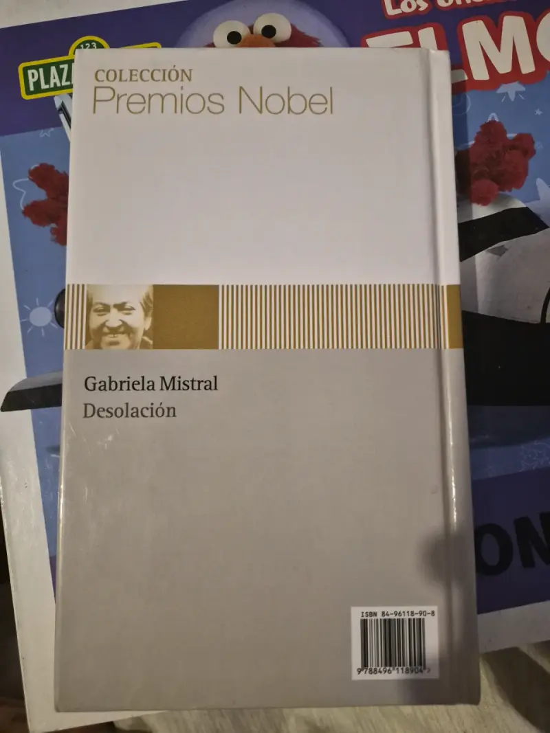 Libro Desolación de Gabriela Mistral Colección Premios Nobel - 2