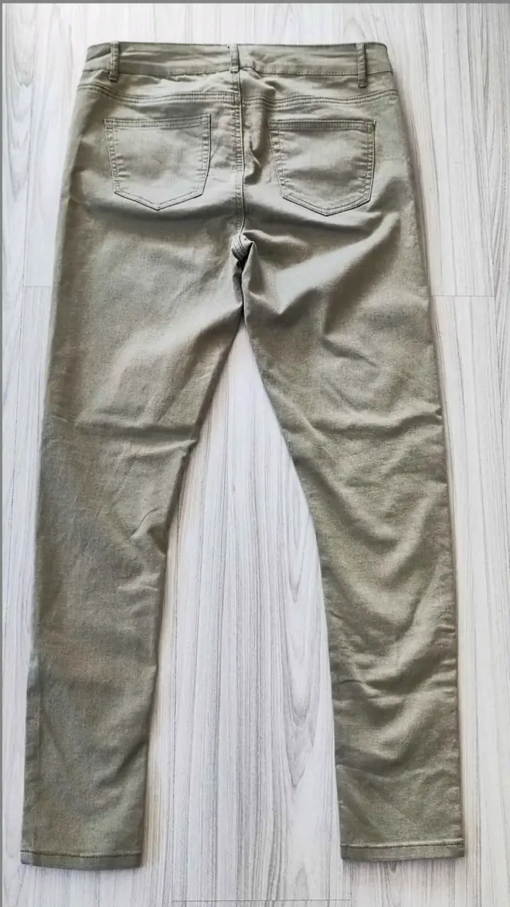 Pantalón de Mujer Marca Urb Elásticado Talla 42 - 4