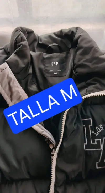 Chaqueta acolchada negra talla M con diseño LA - miniatura 1