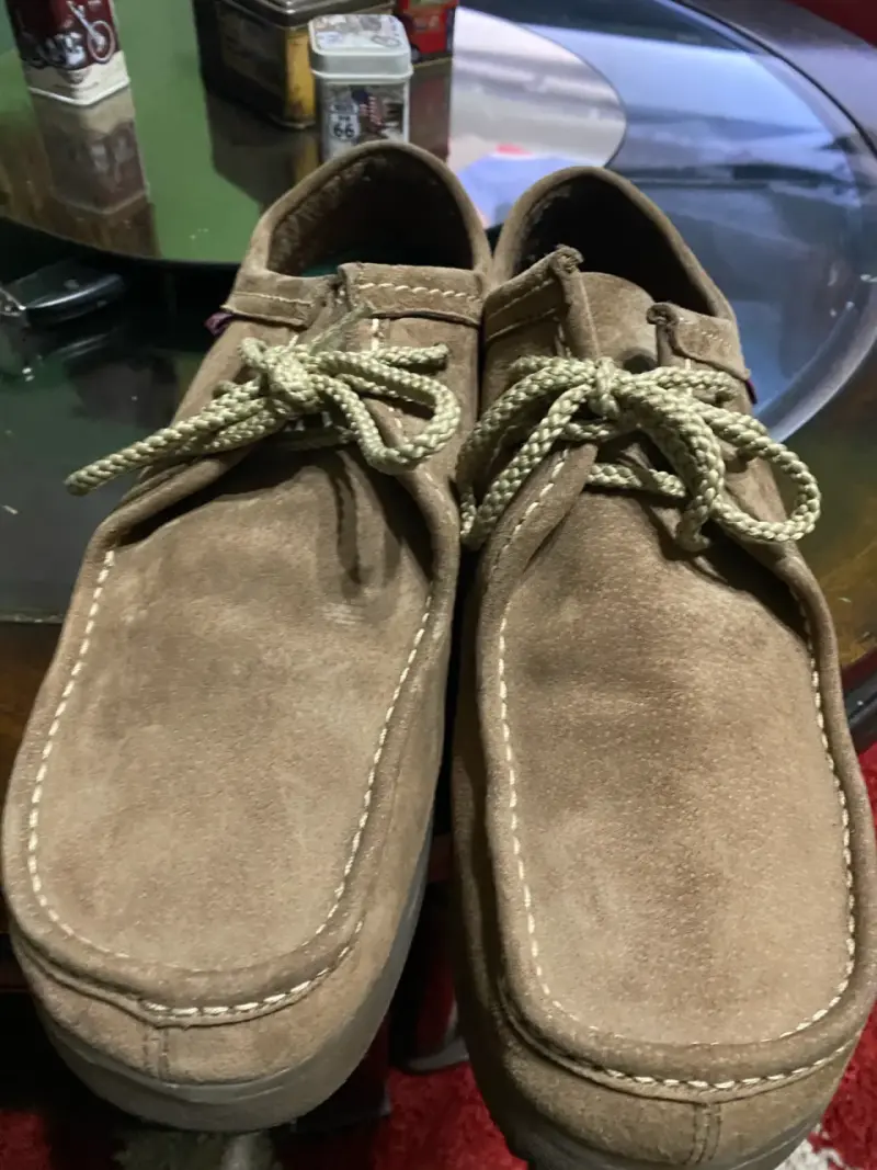 Zapatos de gamuza marrón Hush Puppies - 5