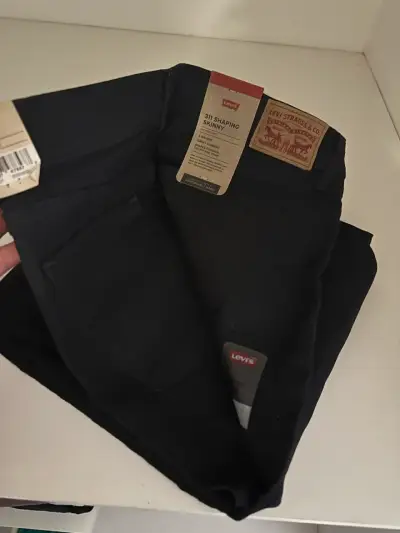 Jeans Levi's 311 Shaping Skinny Mujer Negro - miniatura 1