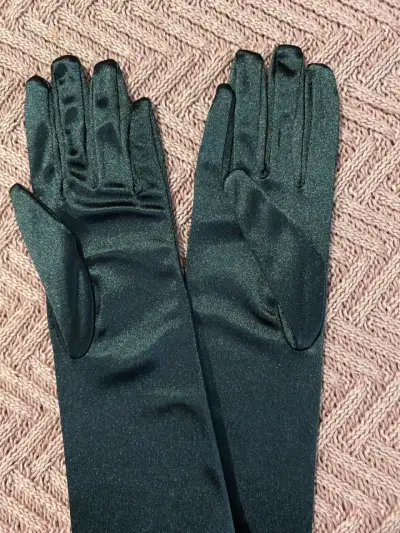 Guantes largos de satín negro elegantes - miniatura 3