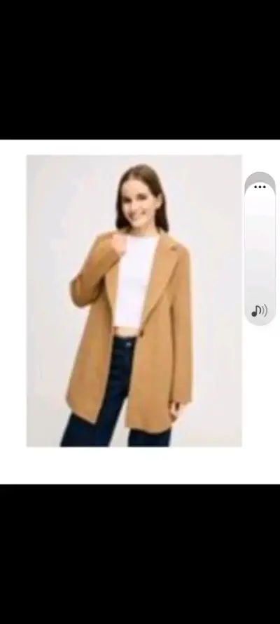 Abrigo de mujer color camel elegante - miniatura 1