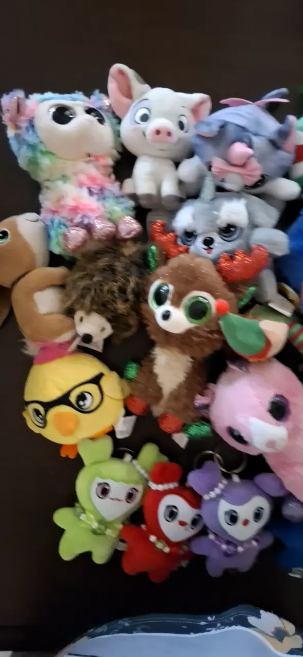 Lote de peluches variados para niños - 2