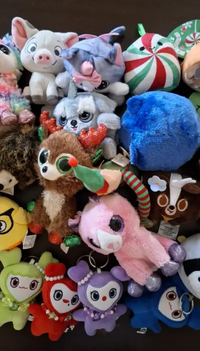 Lote de peluches variados para niños - miniatura 3