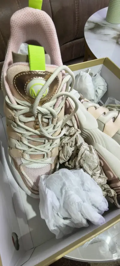 Zapatillas deportivas mujer color rosa y beige - miniatura 1